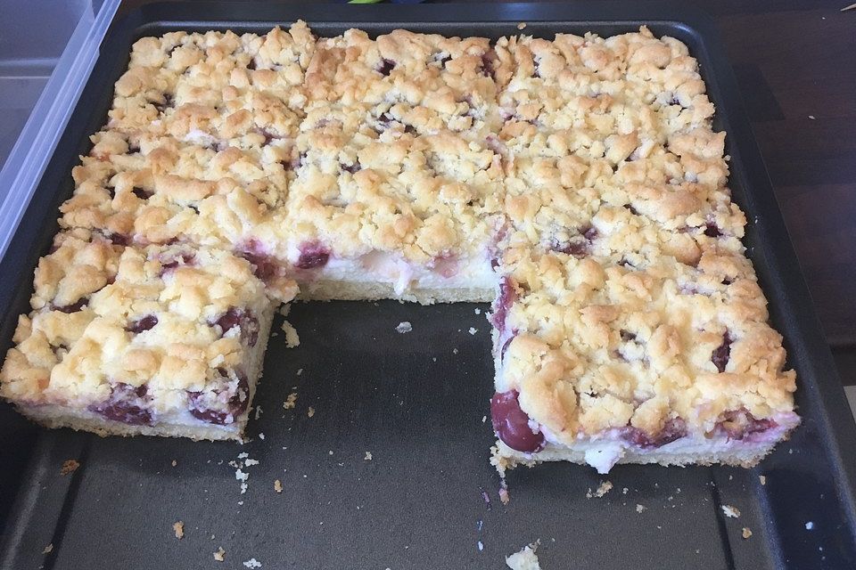 Apfel - Streuselkuchen mit Quark vom Blech