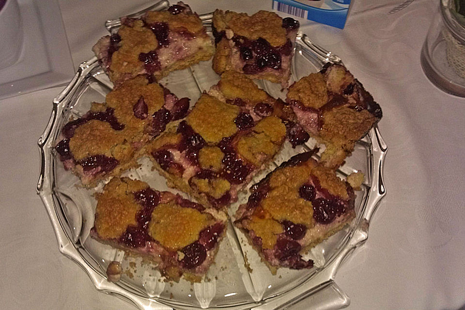 Apfel - Streuselkuchen mit Quark vom Blech