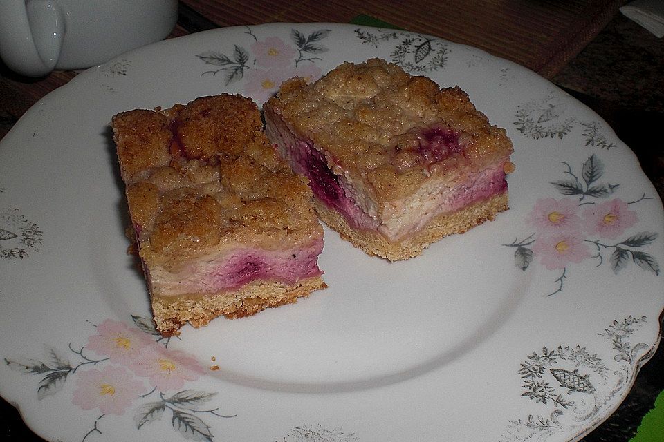 Apfel - Streuselkuchen mit Quark vom Blech