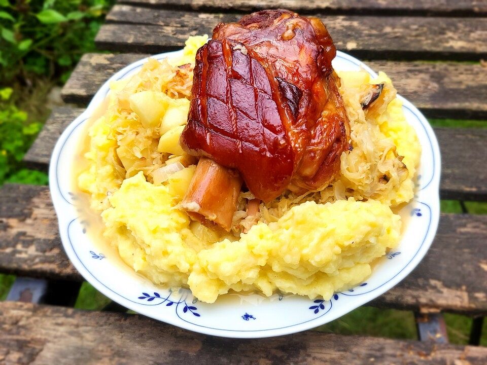 Süß - saures Apfelsauerkraut mit Kasseler von Sandybaby| Chefkoch