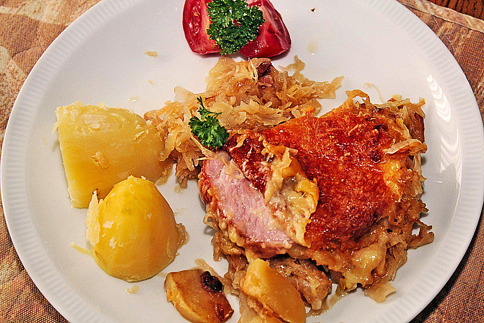 Süß - saures Apfelsauerkraut mit Kasseler