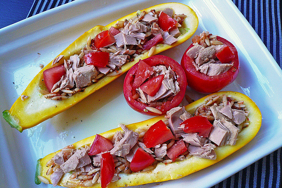 Zucchini mit Thunfischfüllung