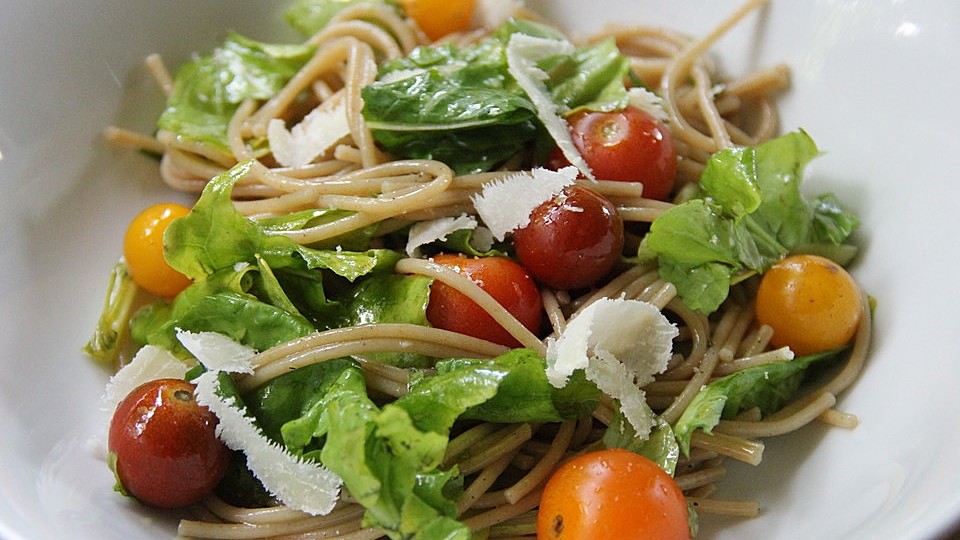 Spaghetti - Rucola - Salat-image