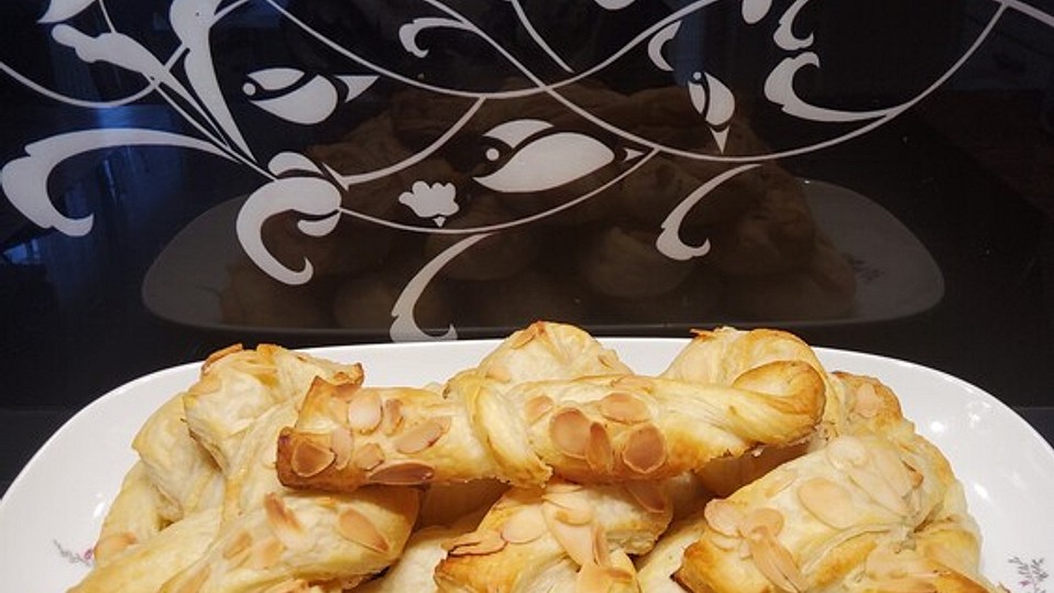 Marzipan - Mandel - Schleifen von MeiLing Marzipan - Mandel - Schleifen von MeiLing