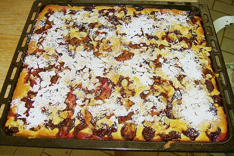 Zwetschgen - Amarettini - Kuchen