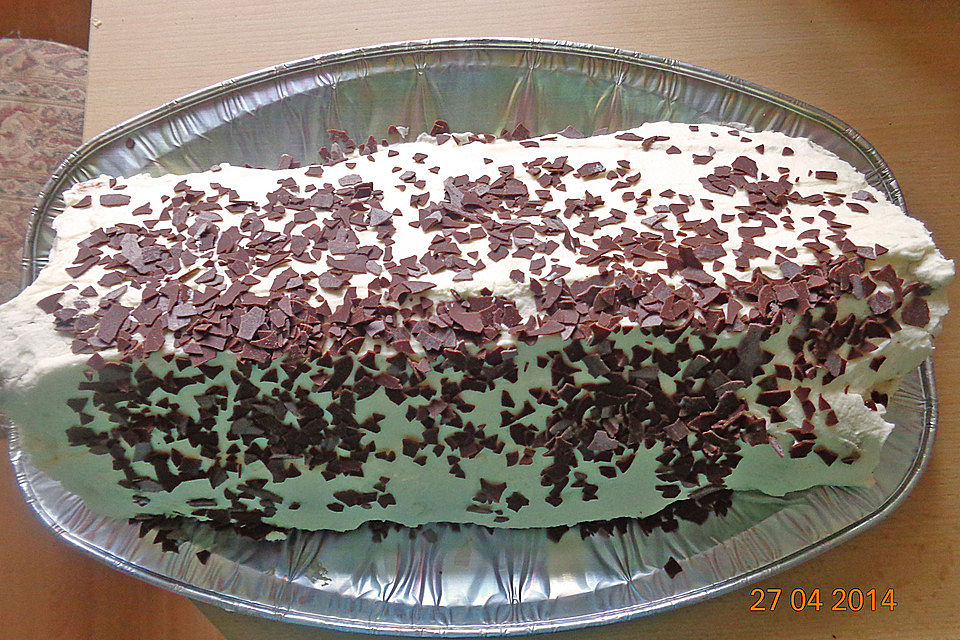 Blätterteig - Kirsch - Pyramide Blätterteig - Kirsch - Pyramide