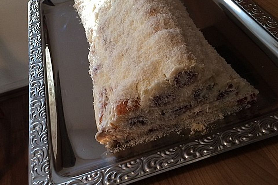 Blätterteig - Kirsch - Pyramide Blätterteig - Kirsch - Pyramide
