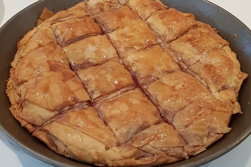 Galaktoboureko - Griechischer Grießblechkuchen mit Filo-Teig