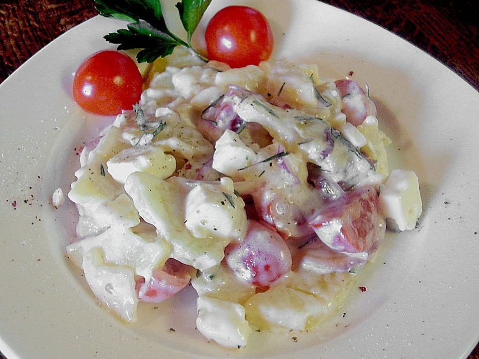 Kartoffelsalat mit Tomaten und Feta von susannemsb| Chefkoch