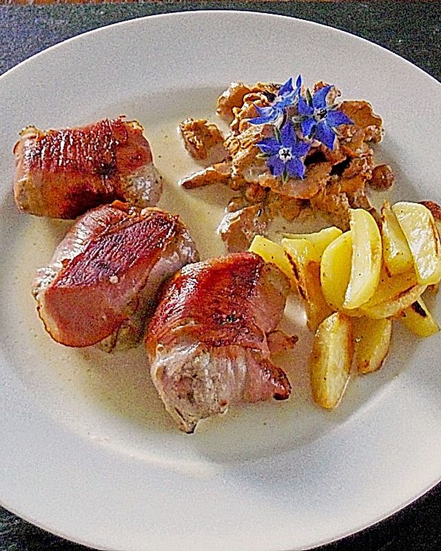 Schweinefilet in Parmaschinken mit Senf und Rosmarin