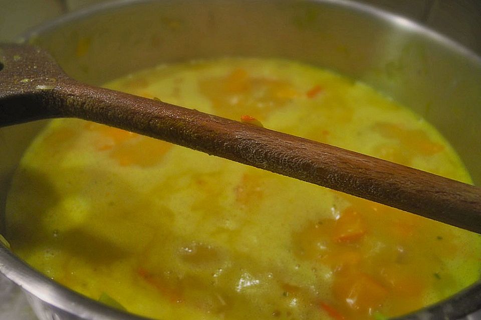 Kürbissuppe mit Ingwer und Kokos