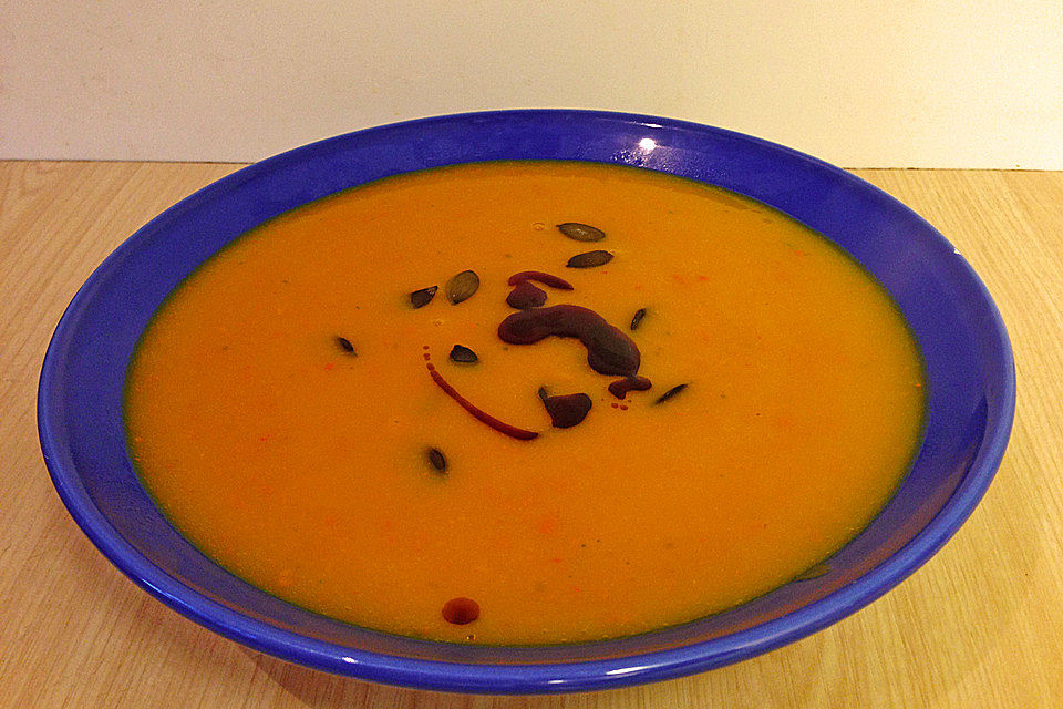 Kürbissuppe mit Ingwer und Kokos