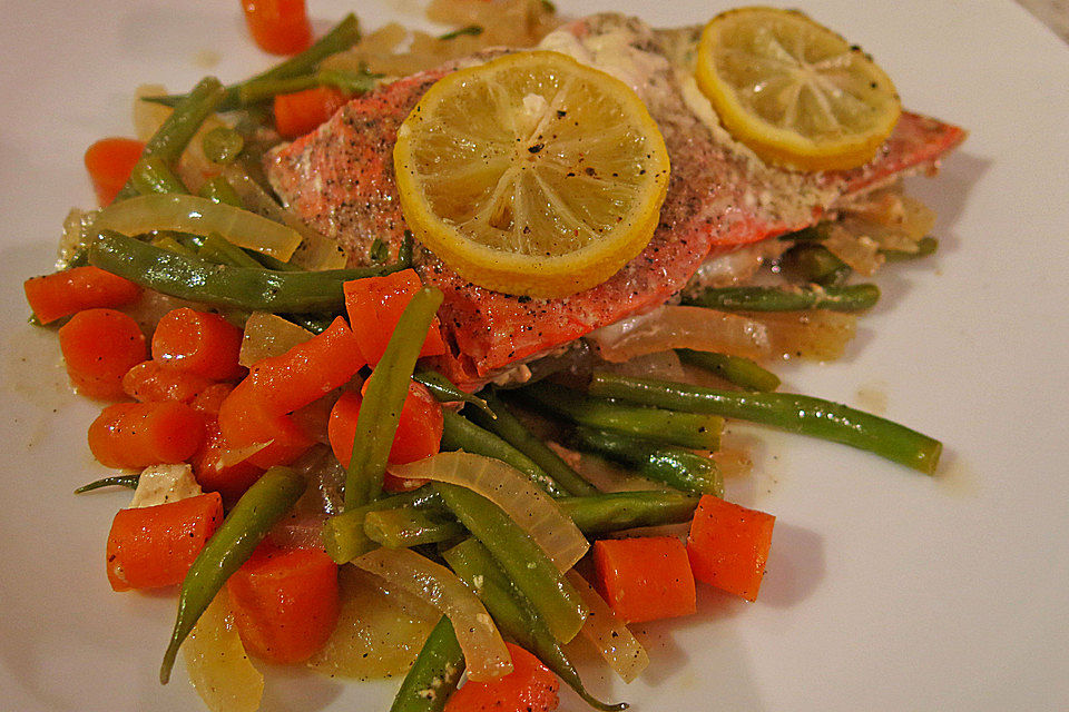 Fisch in Pastis gebacken