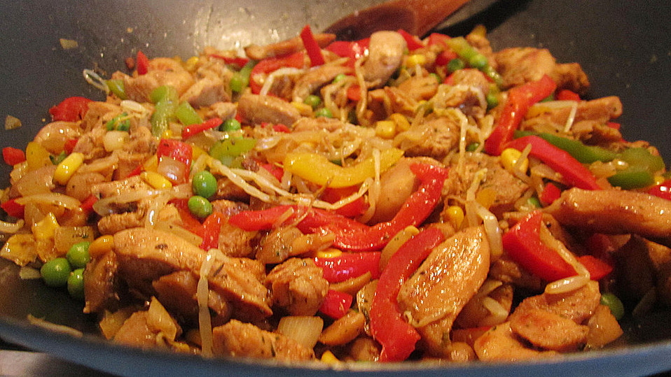 Hähnchenpfanne mit Sprossen von heimwerkerkönig Hähnchenpfanne mit Sprossen von heimwerkerkönig