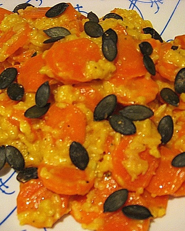 Karotten - Currypfanne mit Kürbiskernen