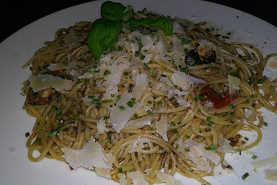 Spaghettini mit Kirschtomaten und Balsamico