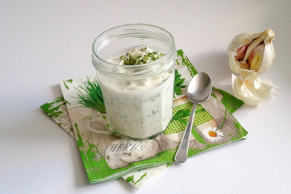 Knoblauchdip zum Reinlegen Knoblauchdip zum Reinlegen