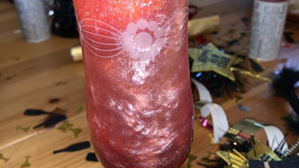 Zitronen - Sekt - Cocktail mit Erdbeeren von mamatuktuk