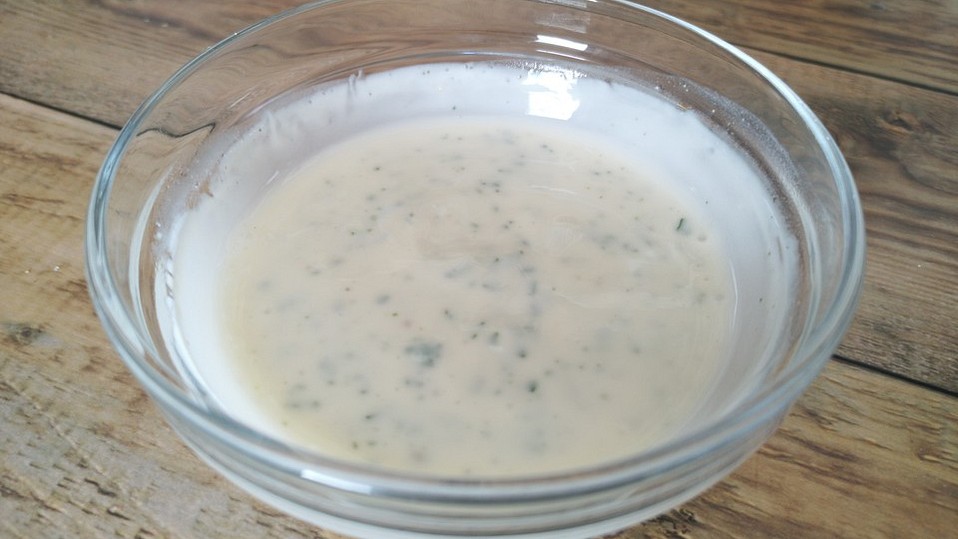 5 Minuten Basilikum - Joghurt - Dressing von Nadisha