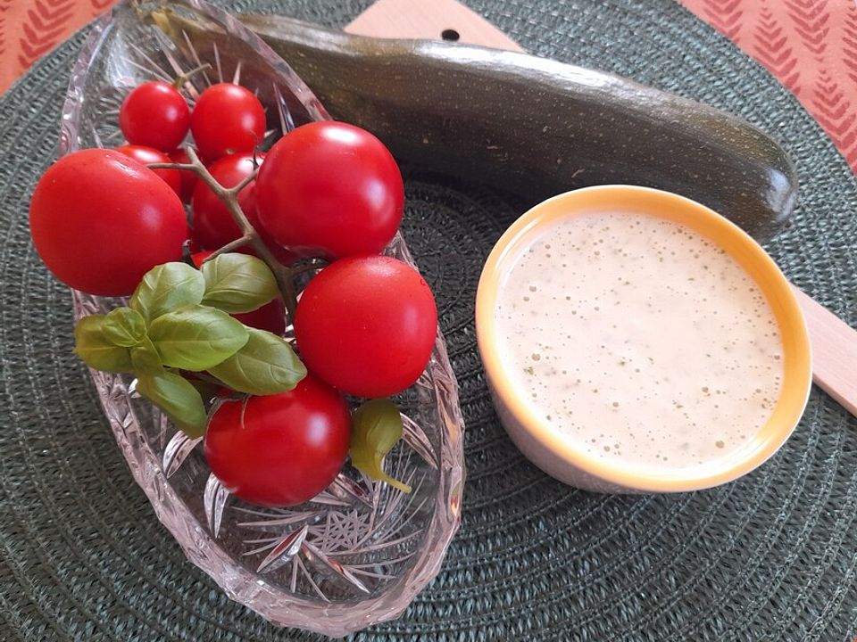 5 Minuten Basilikum - Joghurt - Dressing von Nadisha| Chefkoch