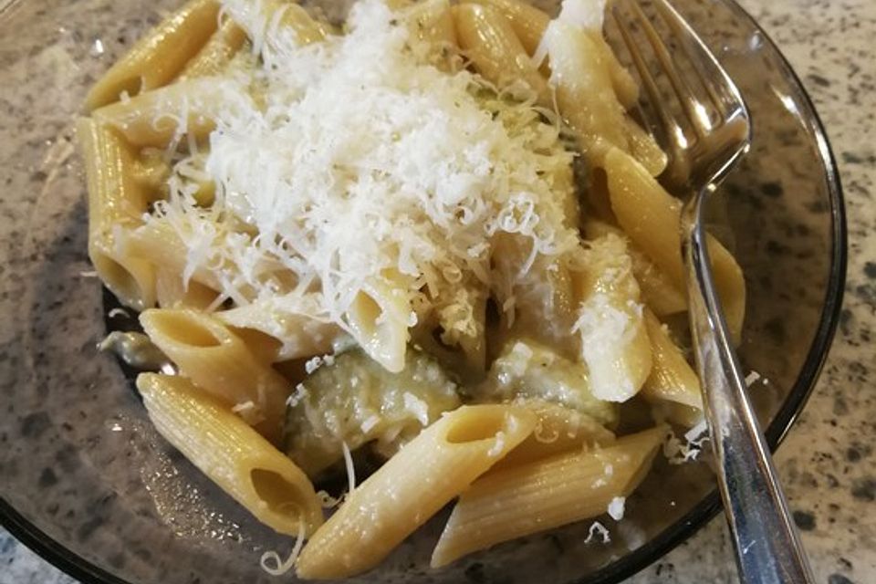 Pappardelle mit Zucchini und Gorgonzola