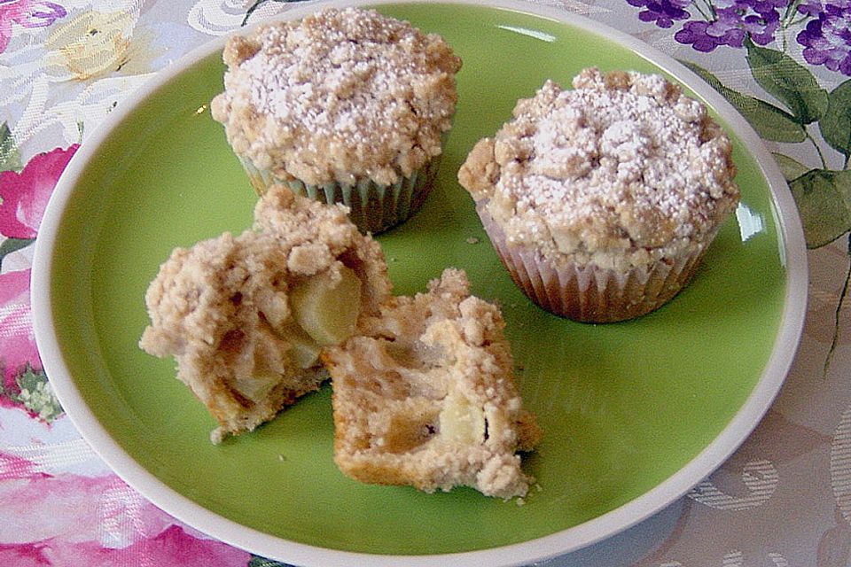 Birnen - Zimt - Muffins mit Streusel