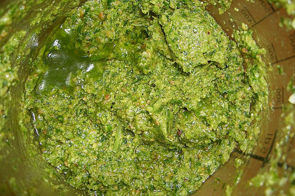 Pfiffiges Bärlauchpesto