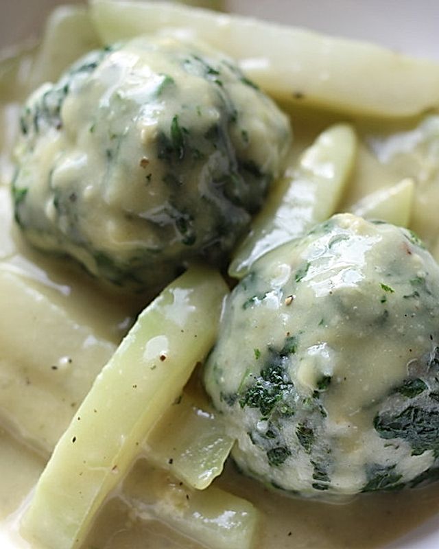 Kartoffel - Bällchen mit Spinat