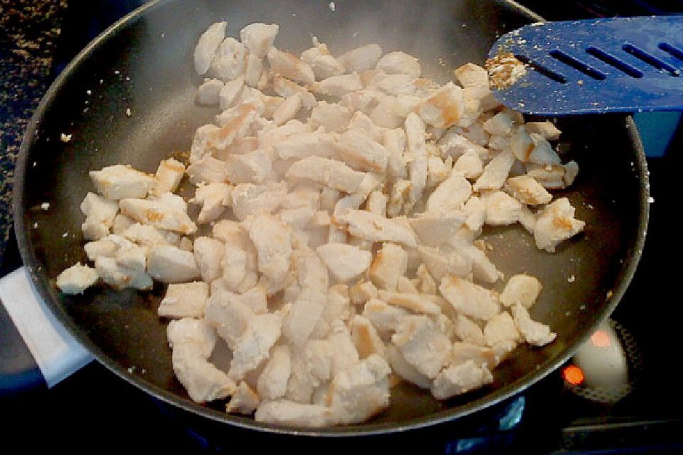 Rigatoni mit Hähnchen in Senf - Sahne - Sauce