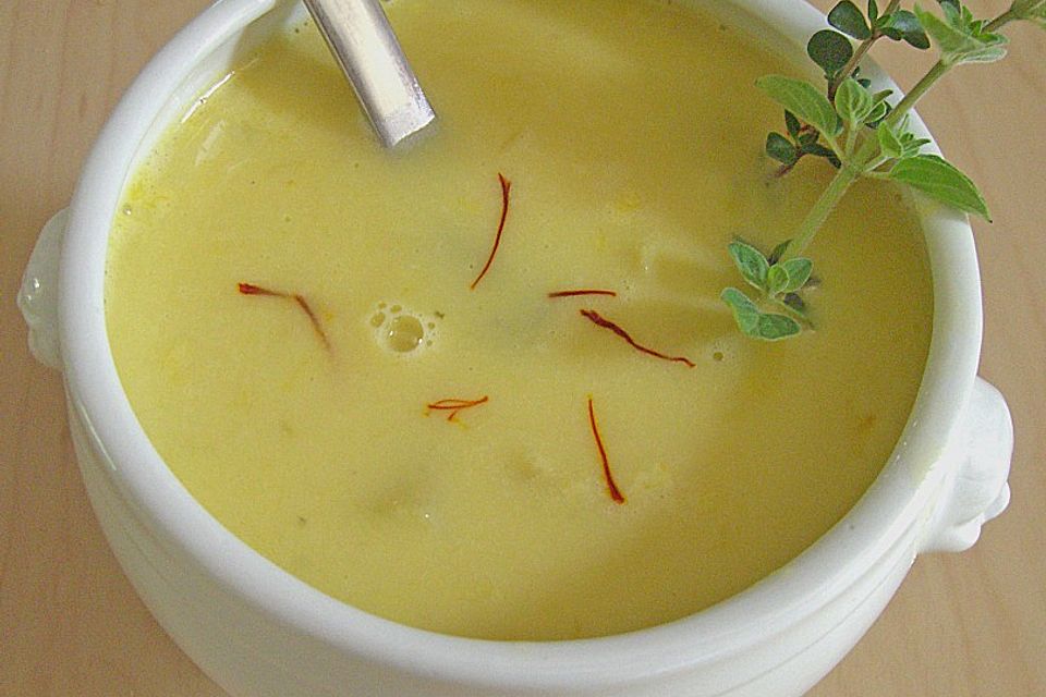 Spargelcremesuppe