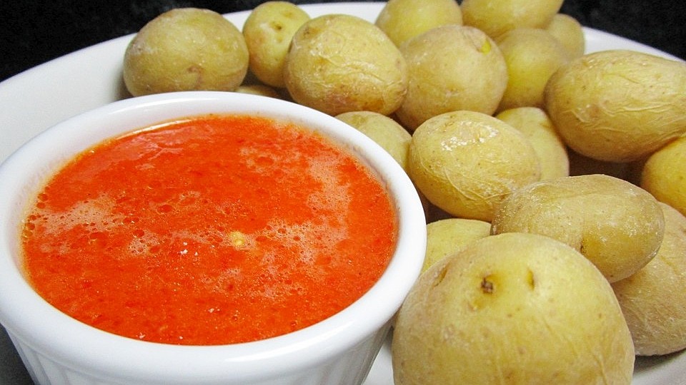 Kanarische Kartoffeln mit Mojo - Sauce-image