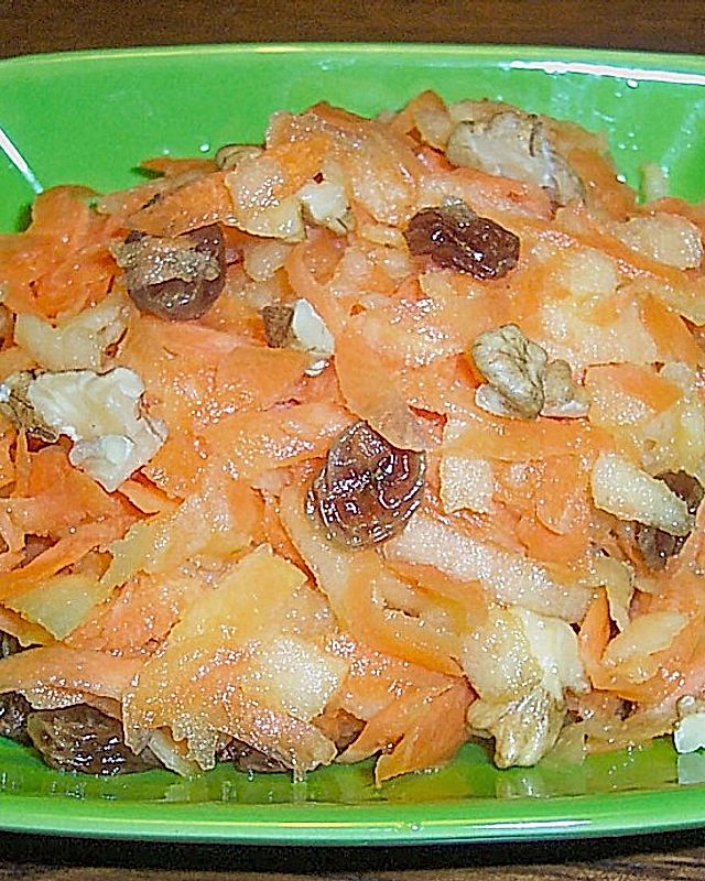 Beschwipster Möhren - Apfel - Salat