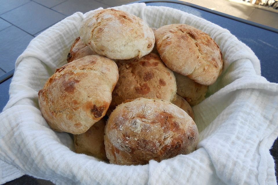 Zwiebelbrötchen