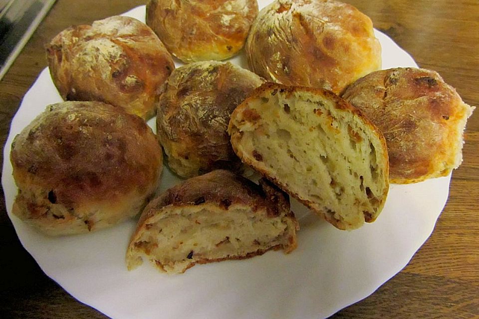 Zwiebelbrötchen