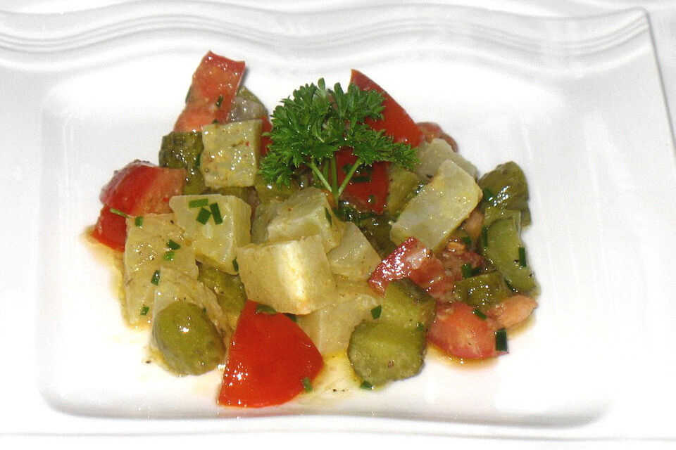 Harzerkäse - Salat mit Tomaten und Gurken