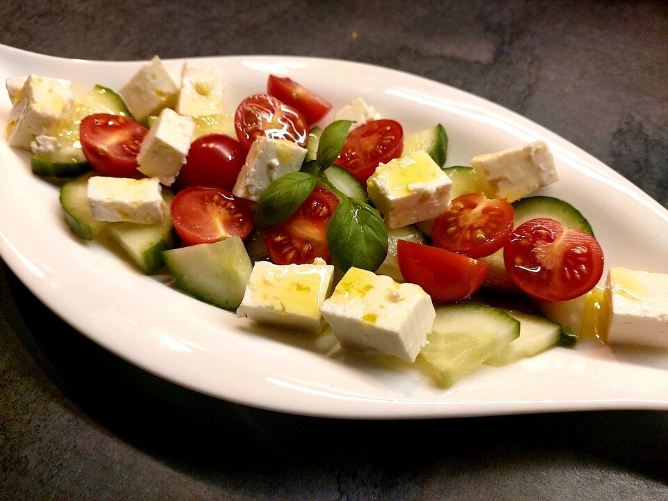 Gurken, Tomaten, Feta Salat von äffchen| Chefkoch