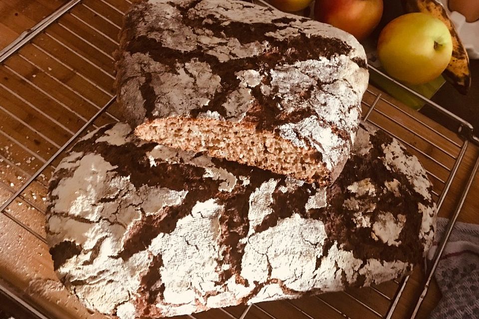 Sauerteigbrot mit Sonnenblumenkernen