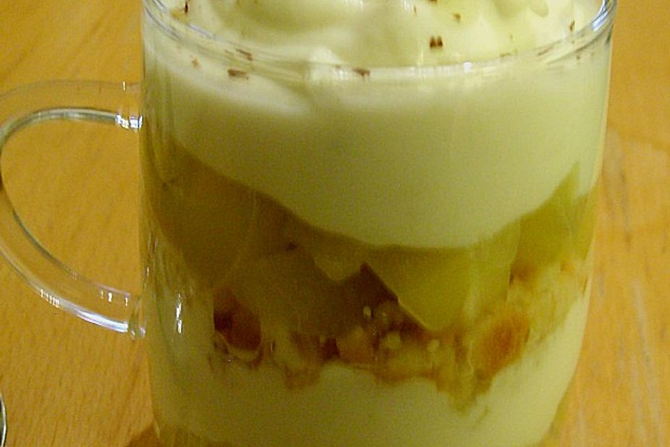 Geschichtete Apfel - Marzipan - Creme