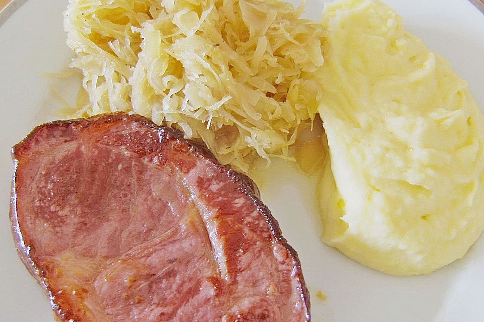 Rippchen auf Kraut