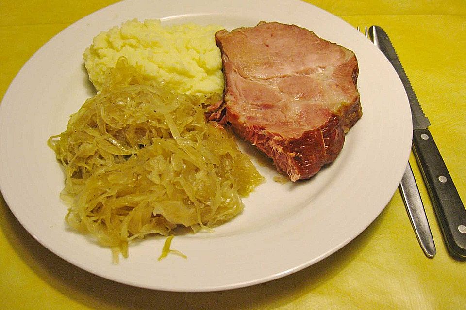 Rippchen auf Kraut