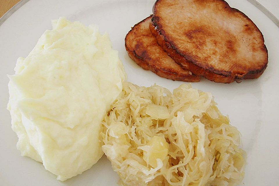 Rippchen auf Kraut