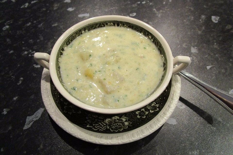 Kohlrabi-Petersilien-Suppe Kohlrabi-Petersilien-Suppe