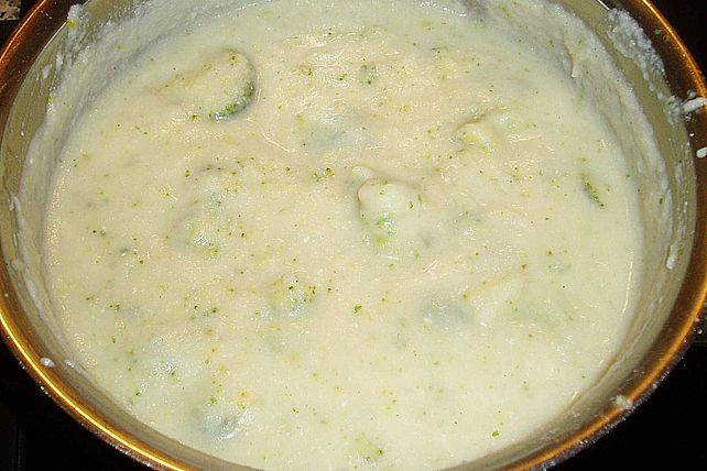 Blumenkohl - Brokkoli - Suppe von mamatuktuk| Chefkoch