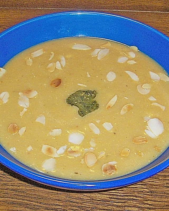 Apfel - Curry - Suppe