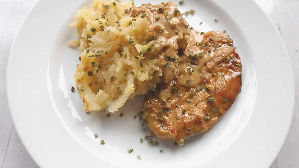 Kasseler in Honig - Senf - Sahne mit Wirsingkartoffeln