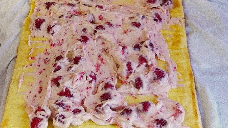 Himbeer - Sahne - Rolle von kükö Himbeer - Sahne - Rolle von kükö