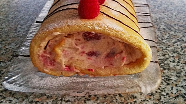 Himbeer - Sahne - Rolle von kükö Himbeer - Sahne - Rolle von kükö