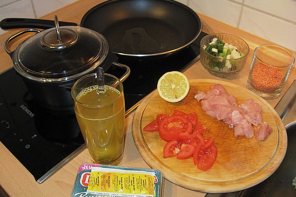 Hähnchenpfanne mit Linsen und Lauch