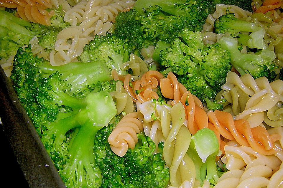 Pasta-Brokkoli-Tofu-Auflauf