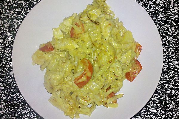 Gebratene Nudeln mit Hähnchen in Ananas - Kokos - Sauce von DerExot ...